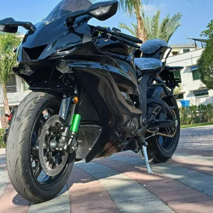 Yamaha R6. 500cc Black